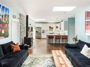 87 Washington Heights Avenue, Hampton Bays NY 11946