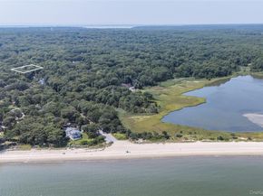 87 Washington Heights Avenue, Hampton Bays NY 11946