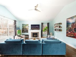 87 Washington Heights Avenue, Hampton Bays NY 11946