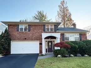 15 Lafayette Drive, Woodmere NY 11598