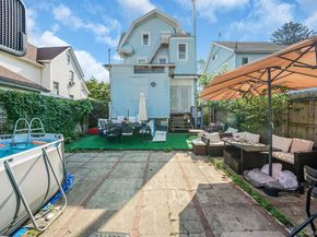 8536 112th Street, Richmond Hill NY 11418
