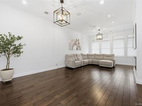 428 Trotting Lane 428, Westbury NY 11590