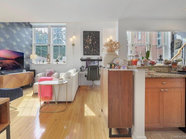 2409 Villa At The Woods, Peekskill NY 10566