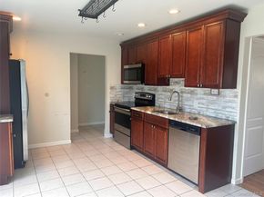 194 E Parkview Drive, Shirley NY 11967