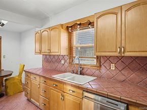 12 King Street, Freeport NY 11520