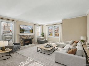 12 King Street, Freeport NY 11520