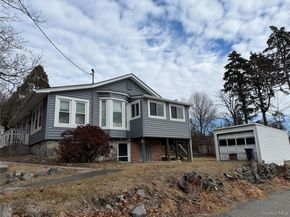 8 Maple Avenue, Tarrytown NY 10591