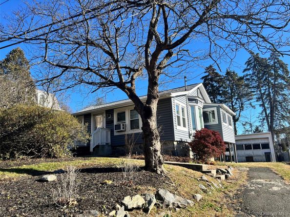 8 Maple Avenue, Tarrytown NY 10591