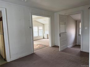 8 Maple Avenue, Tarrytown NY 10591