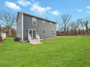 42 Volta Drive, Deer Park NY 11729
