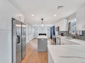 42 Volta Drive, Deer Park NY 11729