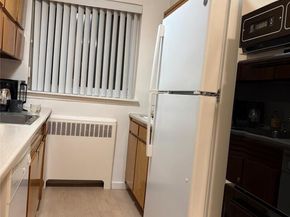 200 Atlantic Avenue 138, Lynbrook NY 11563