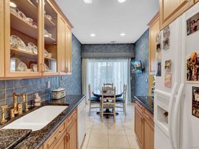 202 Carriage Lane, Plainview NY 11803