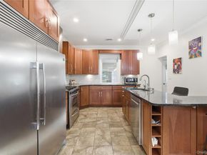 200 N Side Road, Wading River NY 11792