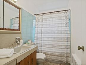 6 DeHaven Drive 1E, Yonkers NY 10703