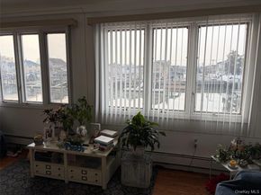 9934 164th Avenue, Hamilton Beach NY 11414