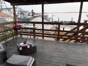 9934 164th Avenue, Hamilton Beach NY 11414