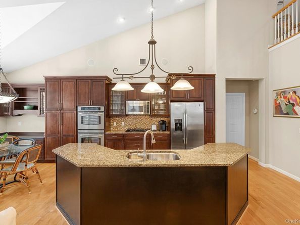 179 Melody Court, Eastport NY 11941