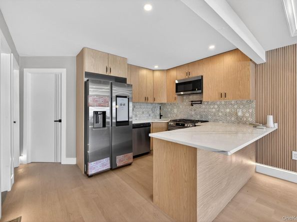 14772 Huxley Street, Rosedale NY 11422