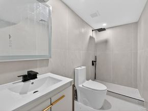 14772 Huxley Street, Rosedale NY 11422