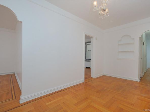 340 E Mosholu Parkway S 2C, Bronx NY 10458