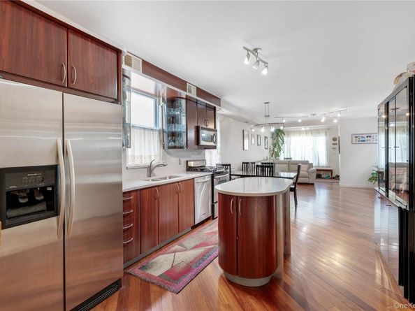 1651 W 11th Street, Brooklyn NY 11223