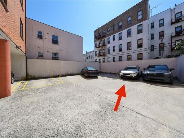 1520 W 10th Street 2B, Brooklyn NY 11204