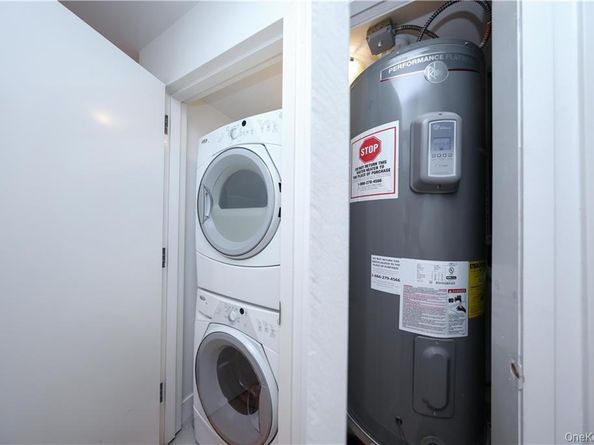 1520 W 10th Street 2B, Brooklyn NY 11204