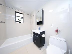 1520 W 10th Street 2B, Brooklyn NY 11204