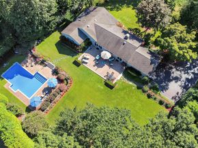 15 Bonnie Drive, Northport NY 11768