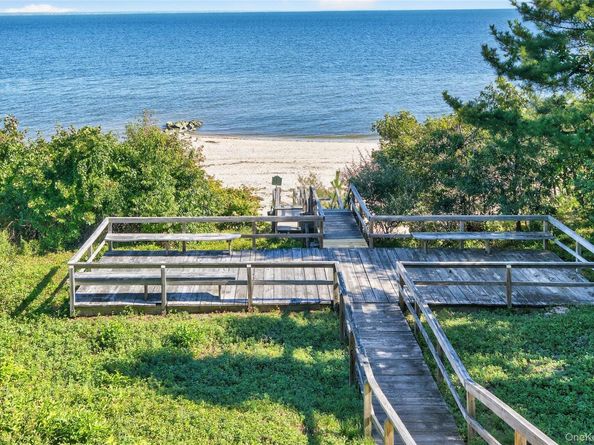 15 Bonnie Drive, Northport NY 11768