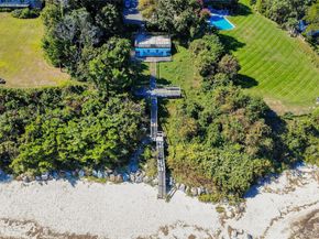 15 Bonnie Drive, Northport NY 11768