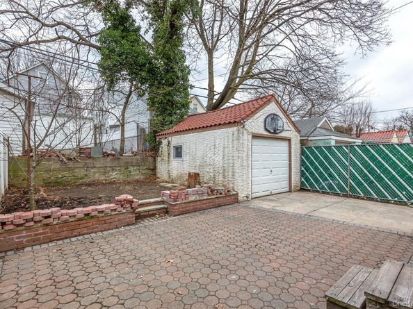 4620 190th Street, Flushing NY 11358