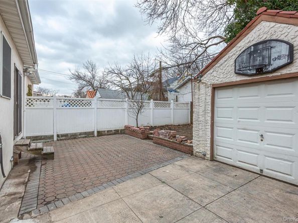 4620 190th Street, Flushing NY 11358