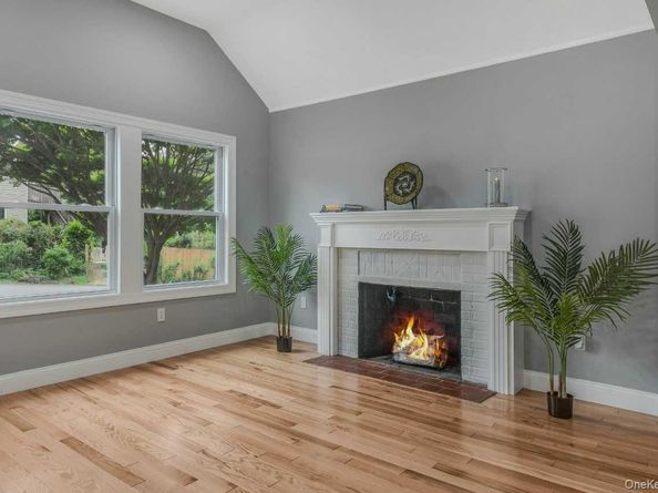 9 Moscato Street, Huntington NY 11743