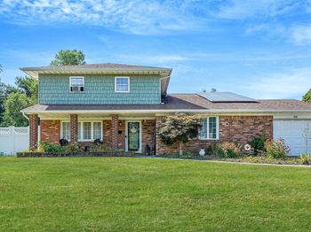 98 Fifty Acre Road S