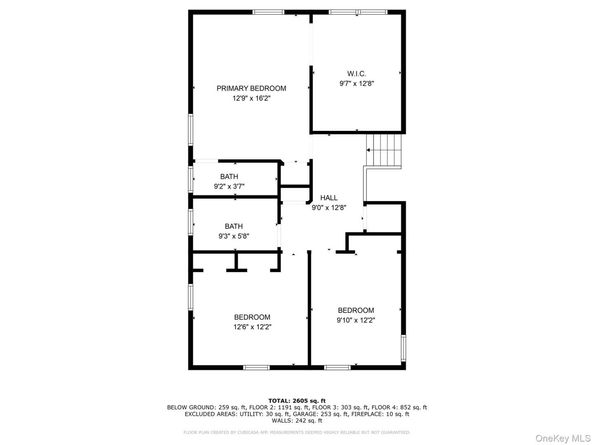 98 Fifty Acre Road S, Smithtown NY 11787