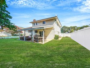 98 Fifty Acre Road S, Smithtown NY 11787