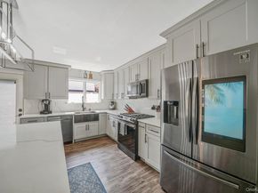 98 Fifty Acre Road S, Smithtown NY 11787