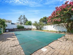 98 Fifty Acre Road S, Smithtown NY 11787