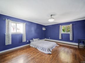 98 Fifty Acre Road S, Smithtown NY 11787