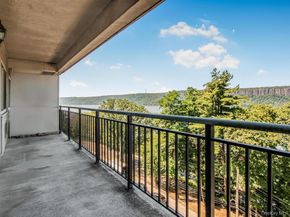 1020 Warburton Avenue 8F, Yonkers NY 10701