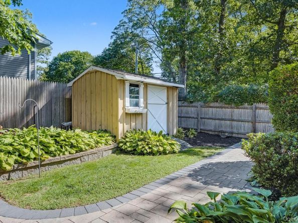 1 Deepdale Drive, Commack NY 11725