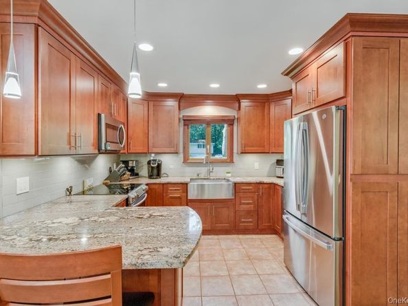 1 Deepdale Drive, Commack NY 11725