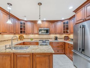 185 Colony Drive N, Holbrook NY 11741