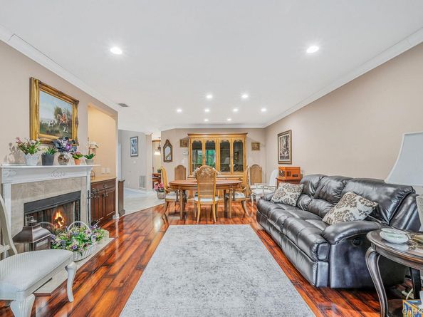 185 Colony Drive N, Holbrook NY 11741