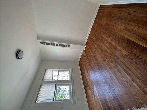 5783 Mosholu Avenue, Bronx NY 10471
