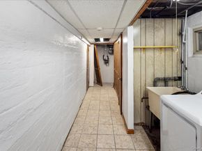 141-32 Grand Central Parkway, Briarwood NY 11435