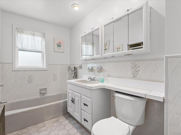 64-22 79th Street, Middle Village NY 11379