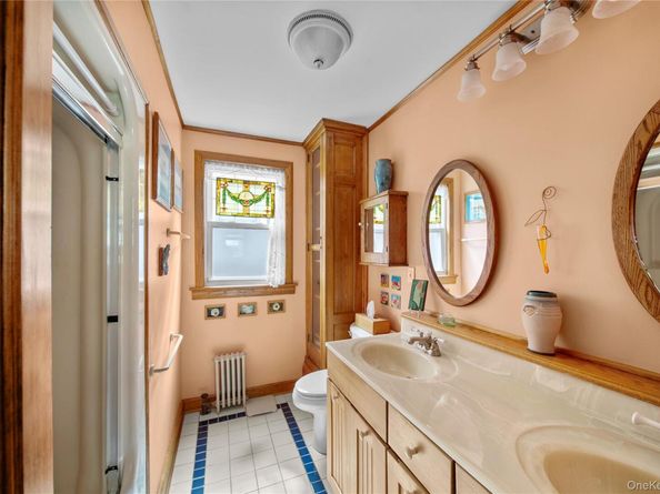 7830 64th Lane, Glendale NY 11385